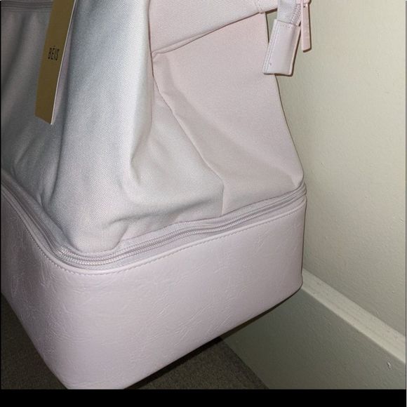 *RARE* NWT BEIS Weekender bag in Sakura Pink - Picture 5 of 5